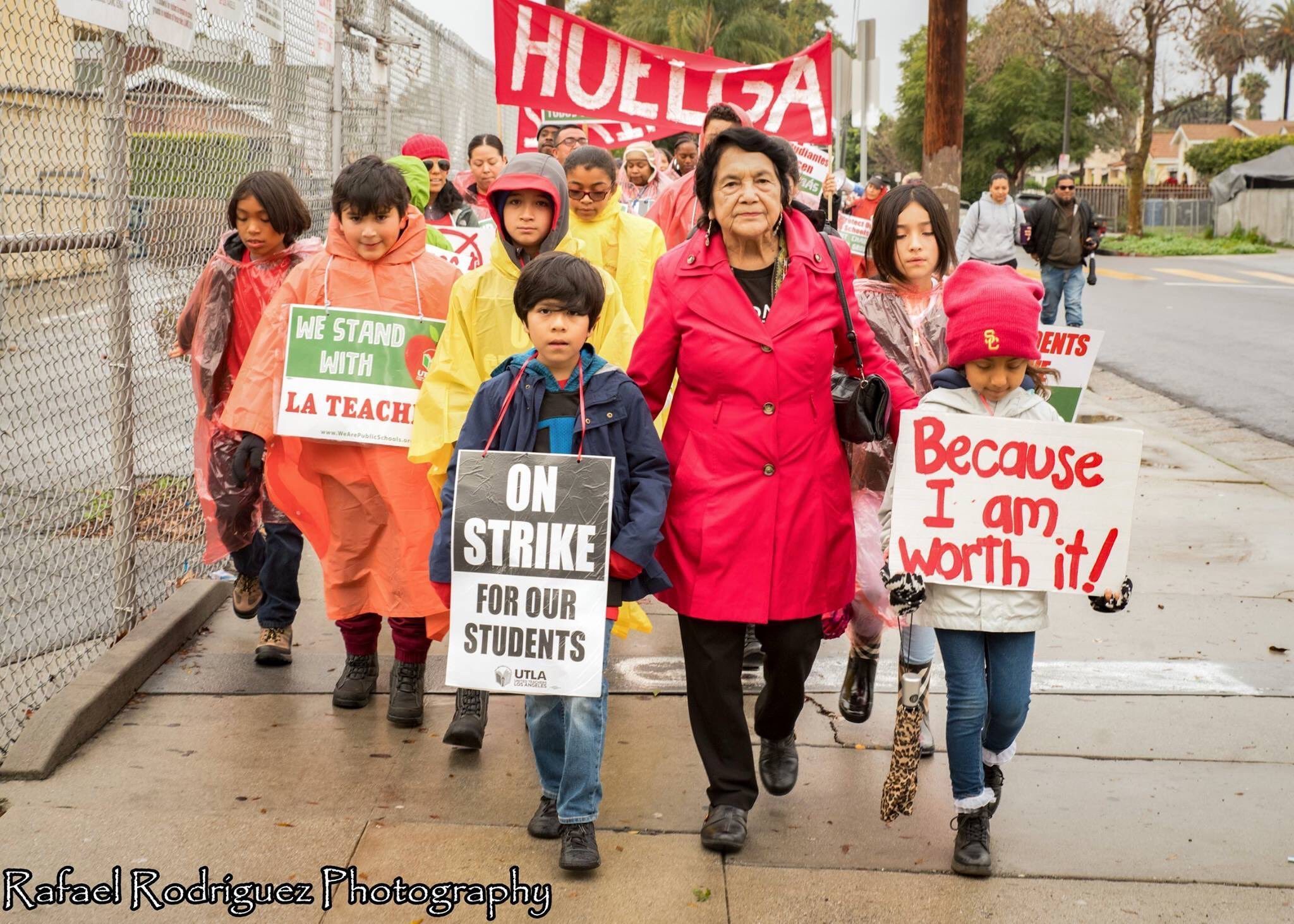 Dolores Huerta Hispanic Heritage Month Salud Hero twitter