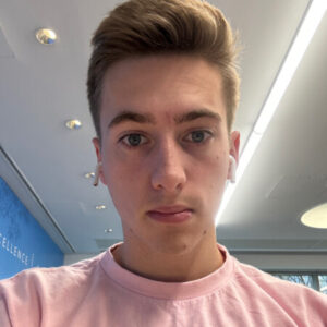 Profile photo of Aaron